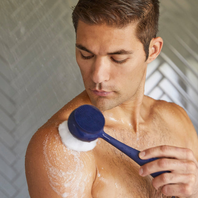 Man using PMD Clean body for desktop background